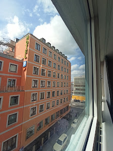 Wombat's City Hostel Munich Hauptbahnhof thumb 8
